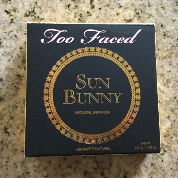Too Faced Sun Bunny Natural Bronzer - Picture 5 of 7